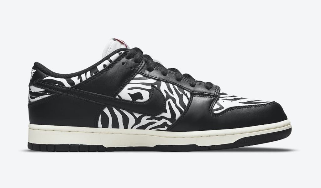 low dunk zebra