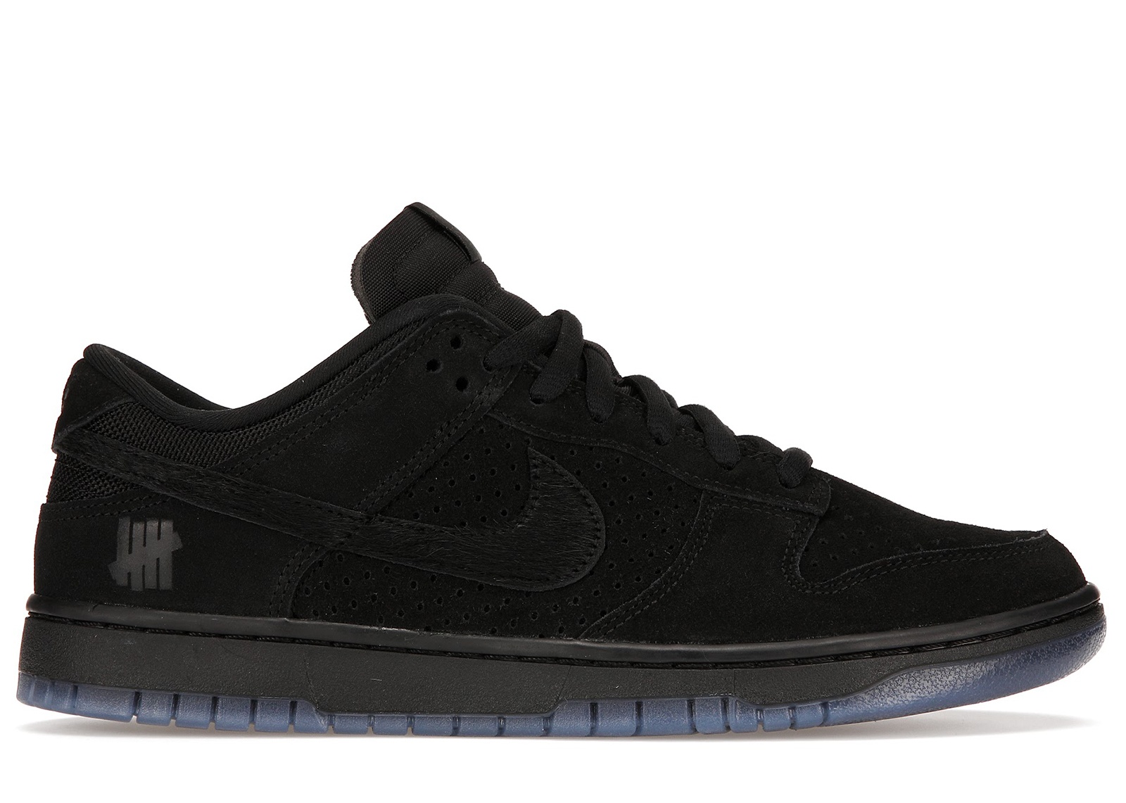 undefeated dunk all black