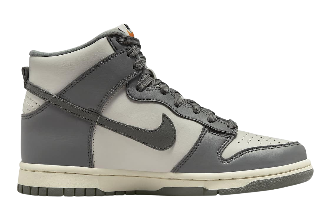 nike dunk high retro se vntg