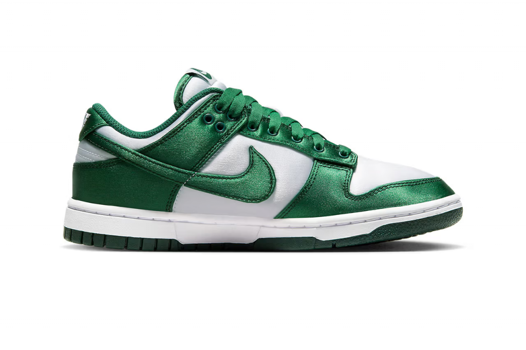 dunk low varsity green raffle