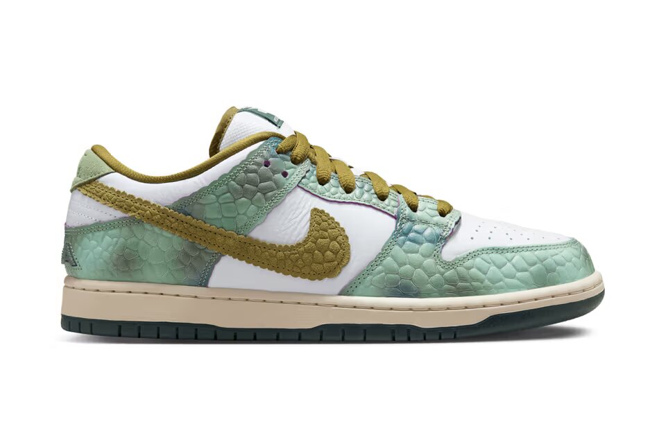 Free sneaker raffle discount